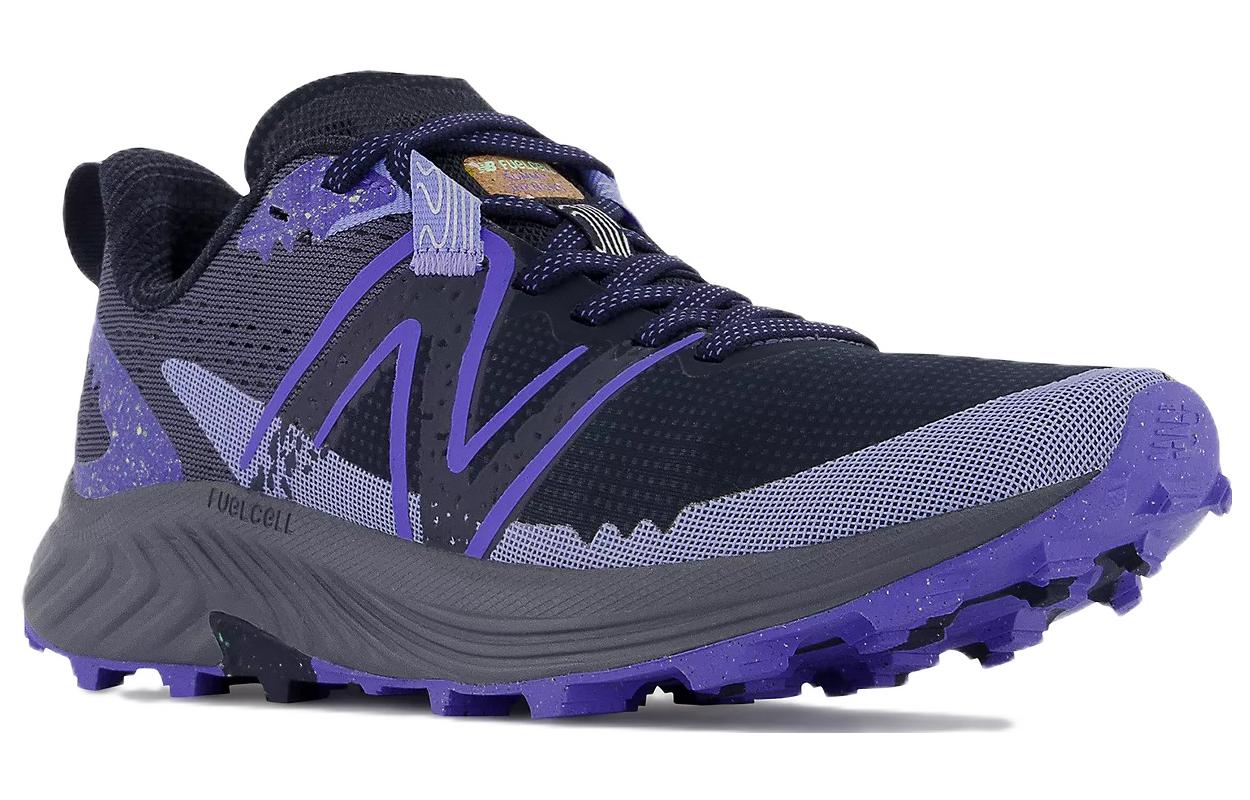 Lookbook （女性）New Balance FuelCell Summit Unknown v3 '黑色活力紫' WTUNKNB3