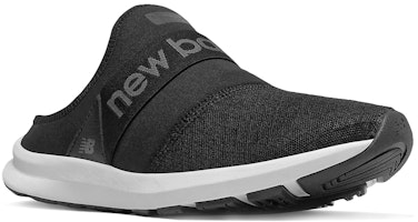 New Balance FuelCore Nergize Mule 黑灰 女款
平衡新能源Nergize拖鞋 黑灰色 女式 Lookbook New Balance FuelCore Nergize Mule 黑灰 女款
平衡新能源Nergize拖鞋 黑灰色 女式