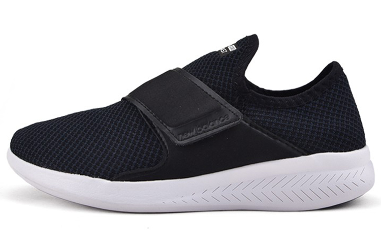(Women) New Balance FuelCore Coast Sneakers Black WCOASHJ3