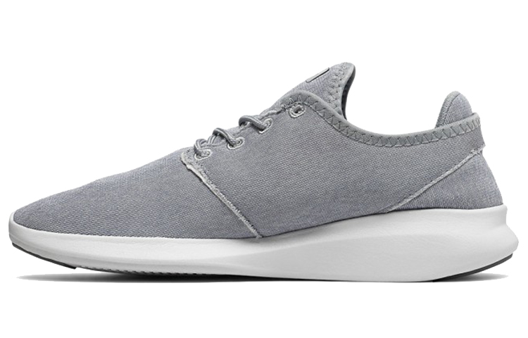 (Women) New Balance FuelCore Coast v3 Sweatshirt 'Gray White' WCOASLL3