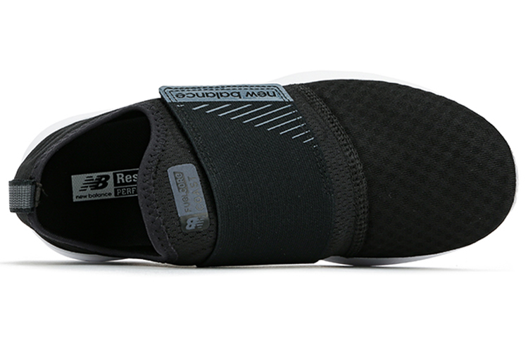 Order (W) New Balance FuelCore Coast v4 ''Zwart'' WCSTALB4