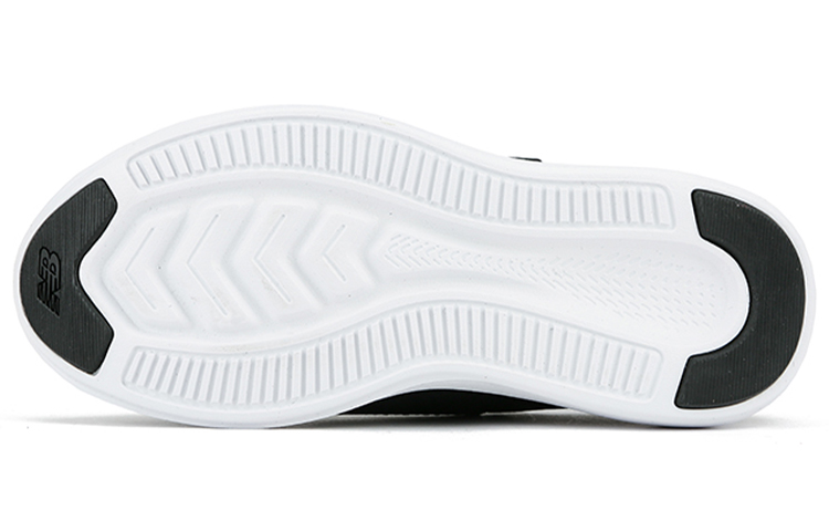 Shop (W) New Balance FuelCore Coast v4 ''Zwart'' WCSTALB4