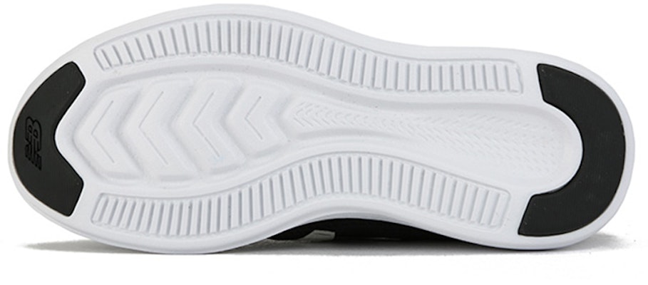 (W) New Balance FuelCore Coast v4 'Negro Blanco' WCSTLLK4 Shop (W) New Balance FuelCore Coast v4 'Negro Blanco' WCSTLLK4
