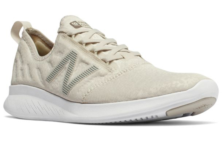 Order (W) New Balance FuelCore Coast v4 Camo ''Grijs Wit'' WCSTLRM4