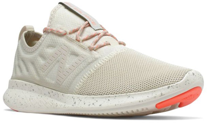 (W) New Balance FuelCore Coast v4 Blanco Crema WCSTLRG4 Lookbook (W) New Balance FuelCore Coast v4 Blanco Crema WCSTLRG4