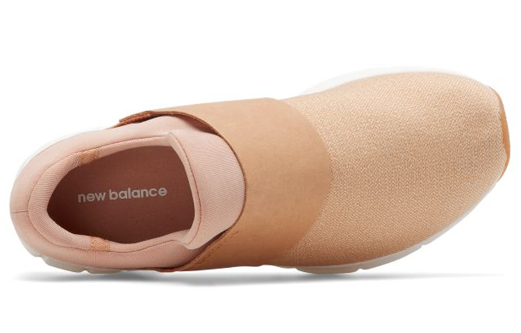 Lookbook (W) ニューバランス FuelCore Rush スリップオン ピンク/ブルー WLRUSHVG