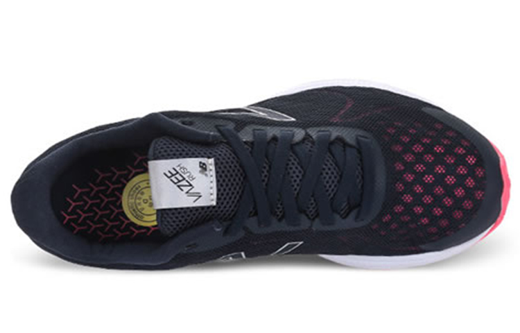 Lookbook (W) New Balance FuelCore Rush v2 Sepatu Rendah Biru WRUSHBP2