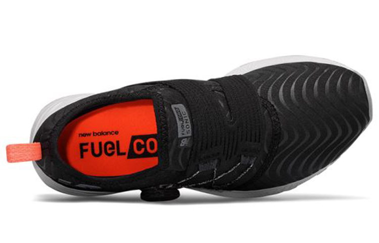 Lookbook New Balance NB FuelCore v2 低幫 跑步鞋 女款 黑色