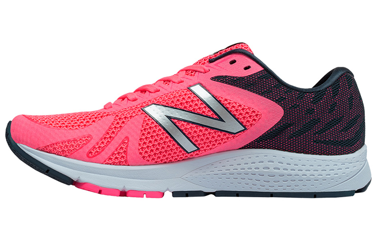 (Women) New Balance FuelCore Urge Low-Top Black/Pink WURGEPK