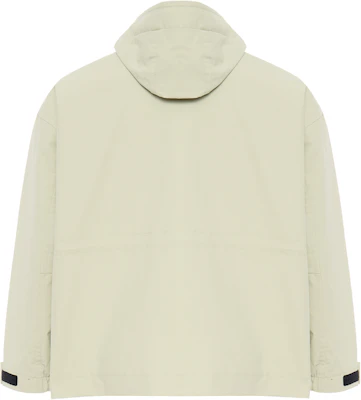 (W) New Balance绿色轻便透气编织跑步夹克 AWJ41305-OVN Lookbook (W) New Balance绿色轻便透气编织跑步夹克 AWJ41305-OVN