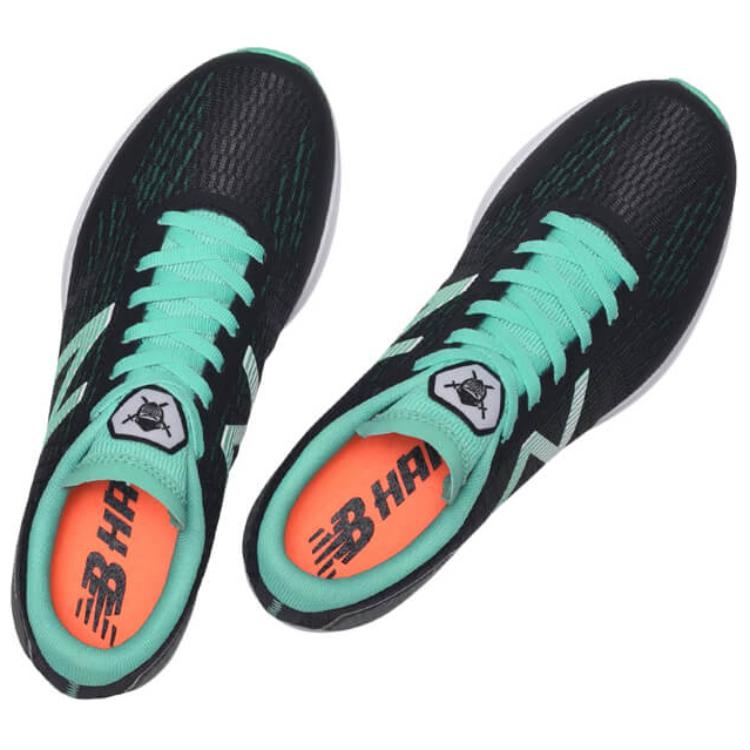Lookbook (W) New Balance Hanzo T /Groen ''Zwart'' WHANZTE2