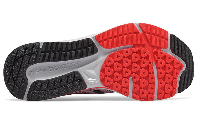 Shop New Balance Hanzo U v2 輕便低幫跑步鞋 女款 紅白色