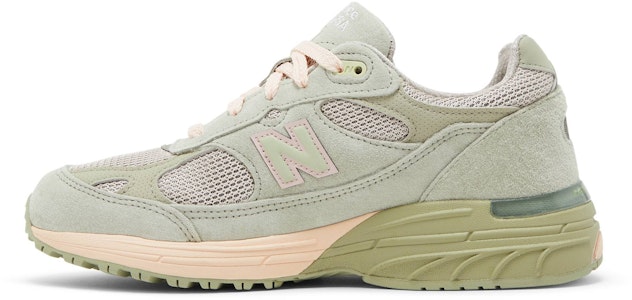 (W) New Balance Joe Freshgoods x 993 Made in USA 'Arte y Rendimiento - Sage' WR993JG1 Lookbook (W) New Balance Joe Freshgoods x 993 Made in USA 'Arte y Rendimiento - Sage' WR993JG1