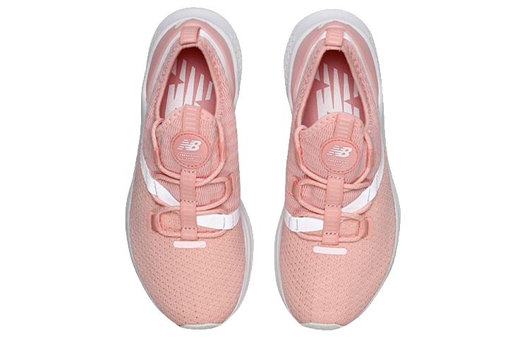 Lookbook (W) New Balance Lazr Série Baskets ''Rose'' WLAZRSH