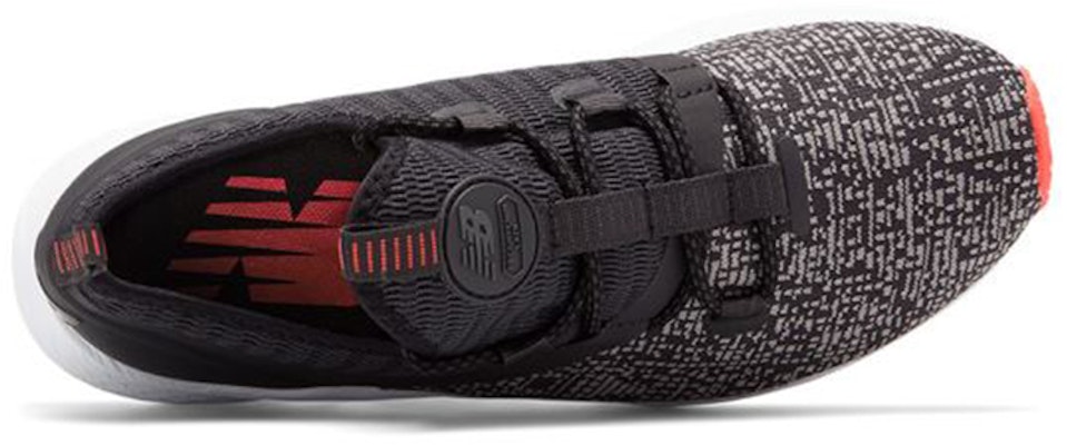 (Women) New Balance Lazr Shoes Black/White WLAZRMT Lookbook (Women) New Balance Lazr Shoes Black/White WLAZRMT