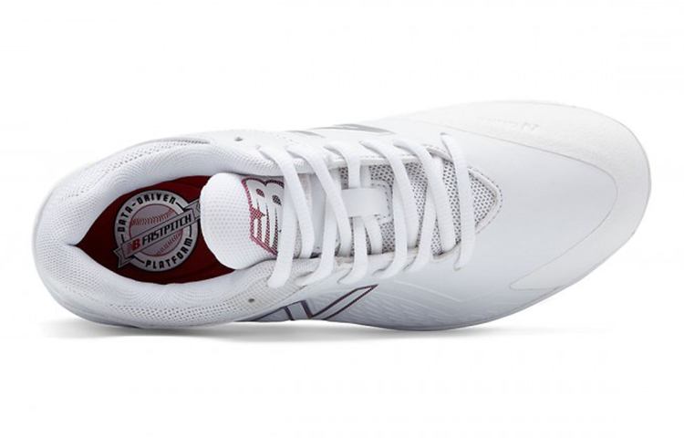 Lookbook (W) New Balance Fuse1 à Crampons Métalliques Basses ''Blanc'' SMFUSEW1
