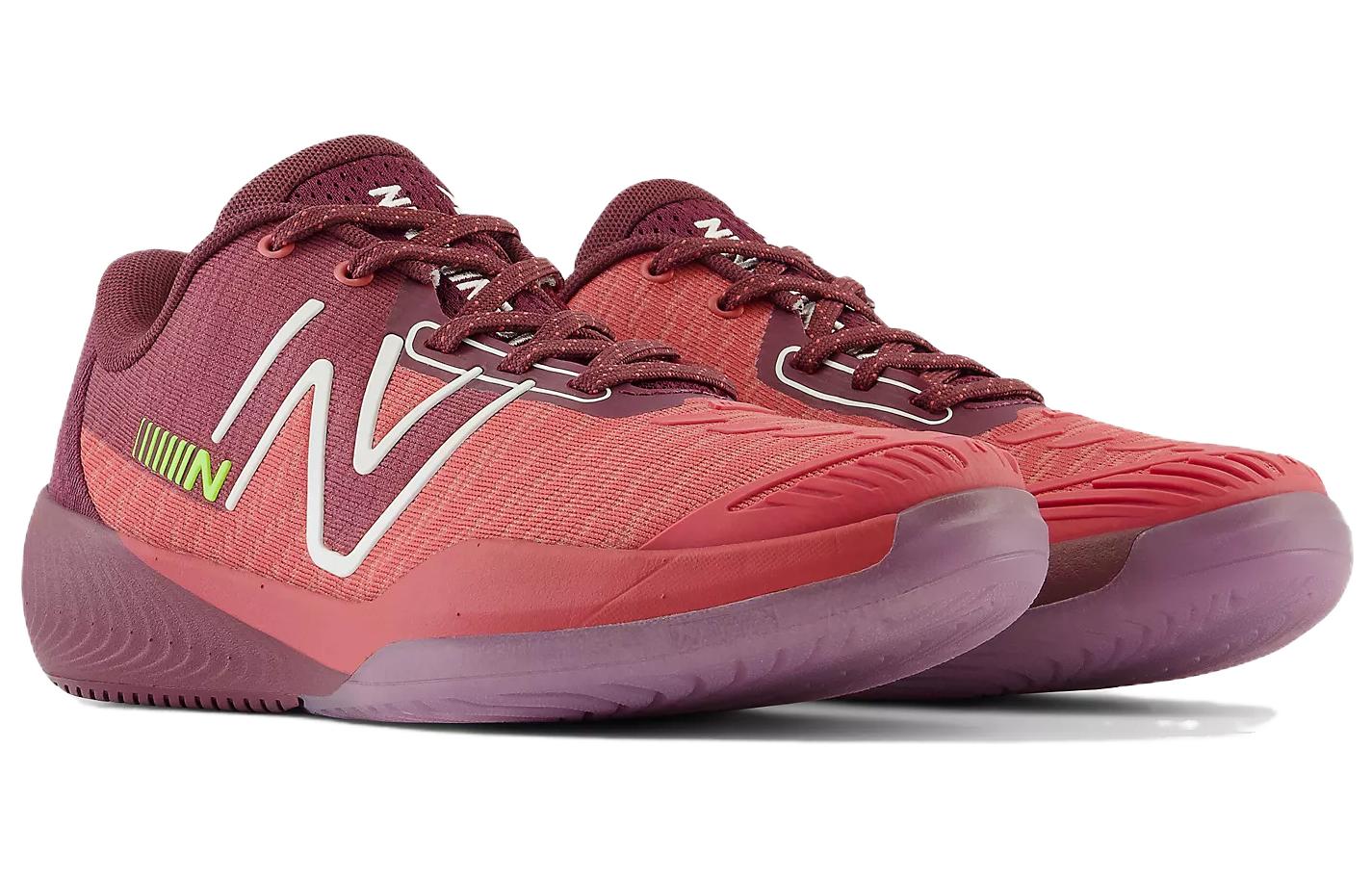 Lookbook (W) New Balance Low ''Rode Tennisschoenen'' WCH996U5
