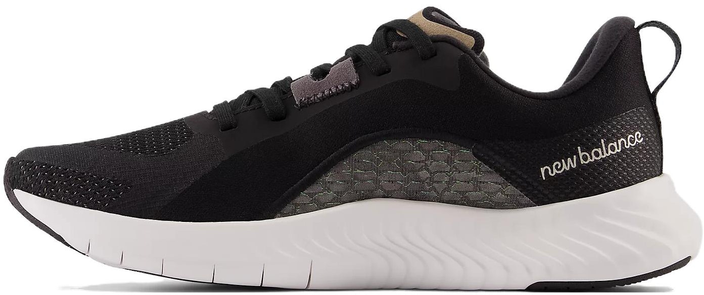 women-new-balance-low-top-trainer-black-wxbeylk-1