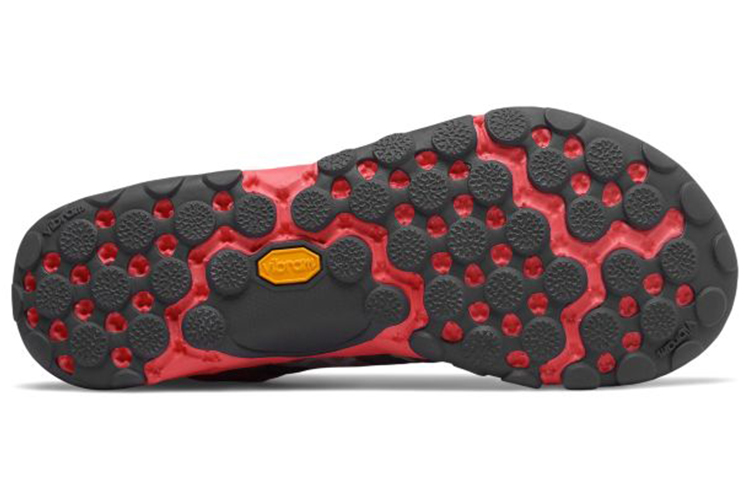 Shop (W) ニューバランス ミニマス 10 v1 トレイル "ブラックピンク" WT10TG