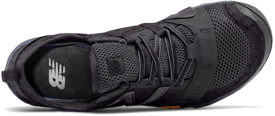 (W) New Balance Minimus 10v1 'Hitam Biru' WT10SB Lookbook (W) New Balance Minimus 10v1 'Hitam Biru' WT10SB