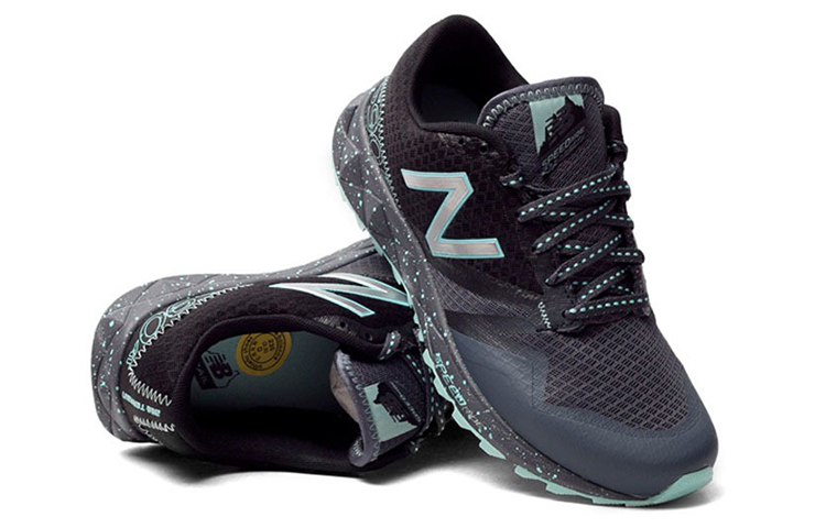 Shop (W) New Balance NB 690 ''Noir'' WT690LA1