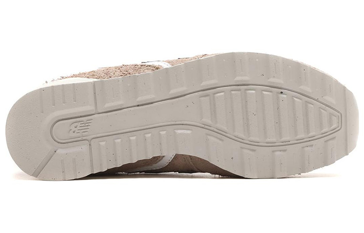 Sizing (W) New Balance NB 996 ''Cremeweiß'' WL996CV2