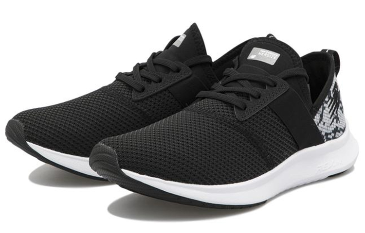 Lookbook (W) New Balance Nergize Negro/ 'Blanco' WNRGLA2