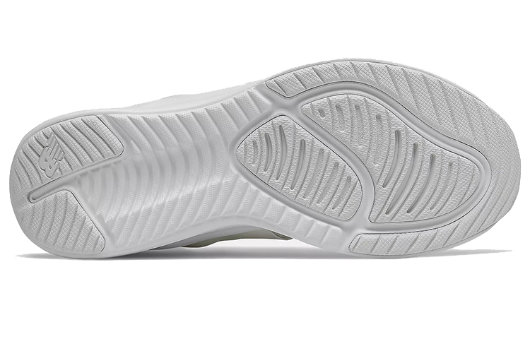 Shop （女性）New Balance Nergize Sport 'Nimbus Cloud' WNRGSOW1