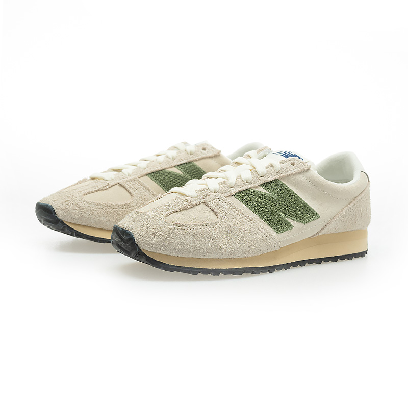 Order (W) ニューバランス ナイキ ダンク ロー クロット フラグメント ホワイト シルク U4715MR