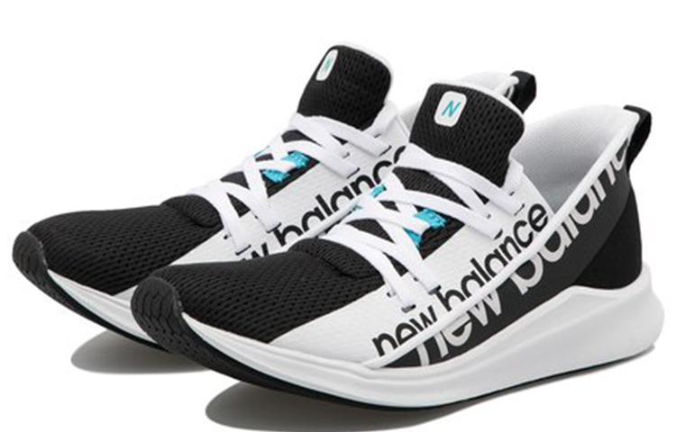 Lookbook 新百伦 Powher Run 黑白藍 女款