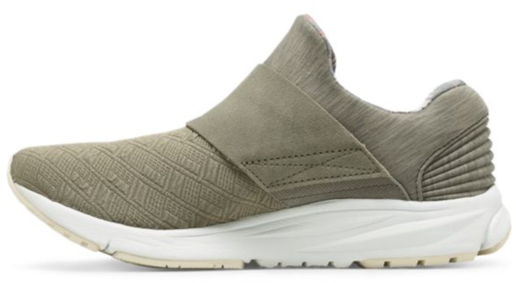 women-new-balance-rush-slip-on-light-and-breathable-grey-wlrushpa