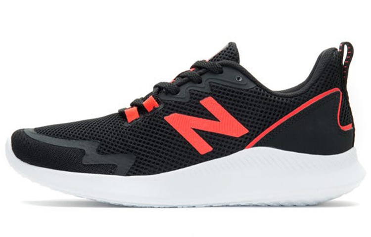 (Women) New Balance Ryval Low-Top /Red 'Black' WRYVLCZ1