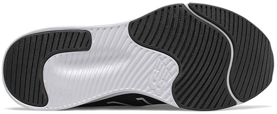 New Balance Street 運動 透氣防滑耐磨 低幫 跑步鞋 女款 黑色 Shop New Balance Street 運動 透氣防滑耐磨 低幫 跑步鞋 女款 黑色