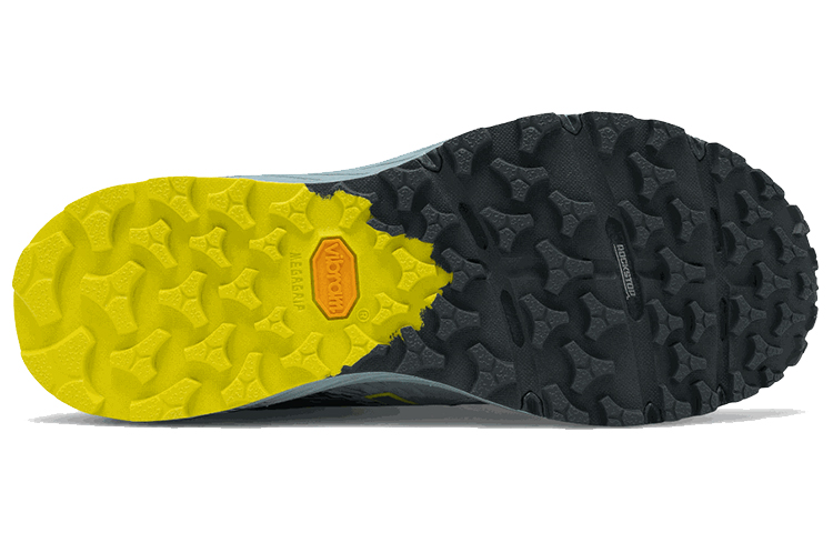 Shop New Balance Summit Q.O.M. 藍黑色 女款