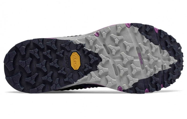 Shop New Balance Summit Q.O.M. 深藍紫 女款