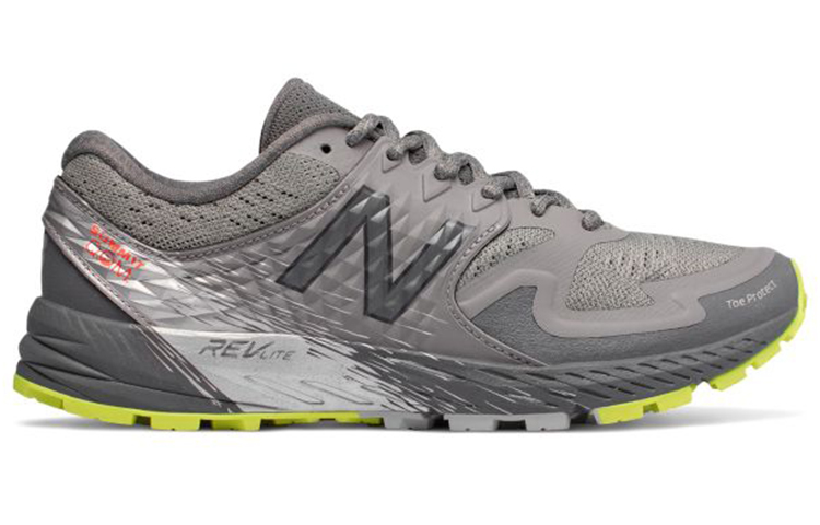 Order (W) New Balance Summit Q.O.M. Trail Grijs WTSKOMBG