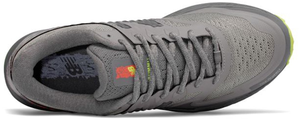 (W) ニューバランス サミット QOM トレイルグレー WTSKOMBG Lookbook (W) ニューバランス サミット QOM トレイルグレー WTSKOMBG