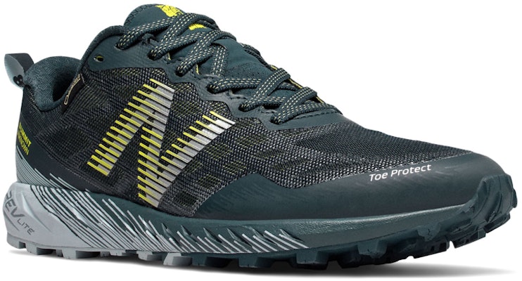 (W) ニューバランス サミットGTX ワイド 緑/黄 WTUNKNGT Lookbook (W) ニューバランス サミットGTX ワイド 緑/黄 WTUNKNGT