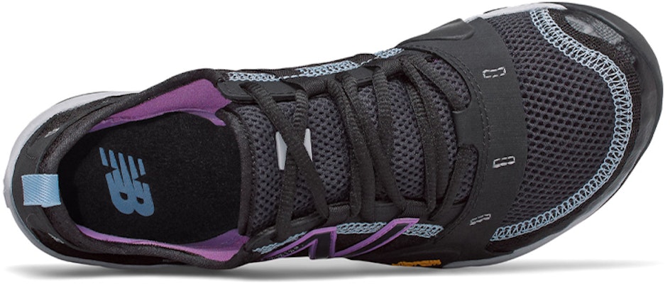 (W) New Balance Trail 10v1 Hitam/Ungu WT10BV Lookbook (W) New Balance Trail 10v1 Hitam/Ungu WT10BV