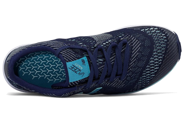 Lookbook (W) ニューバランス Vazee アジリティV2 (ブルー/ホワイト) WXAGLNB2