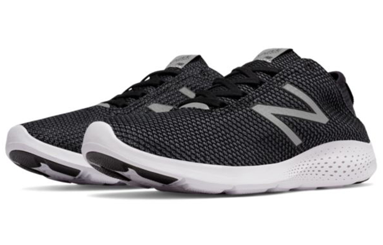 Lookbook (W) New Balance Vazee Coast v2 Low-top Hitam WCOASBK2