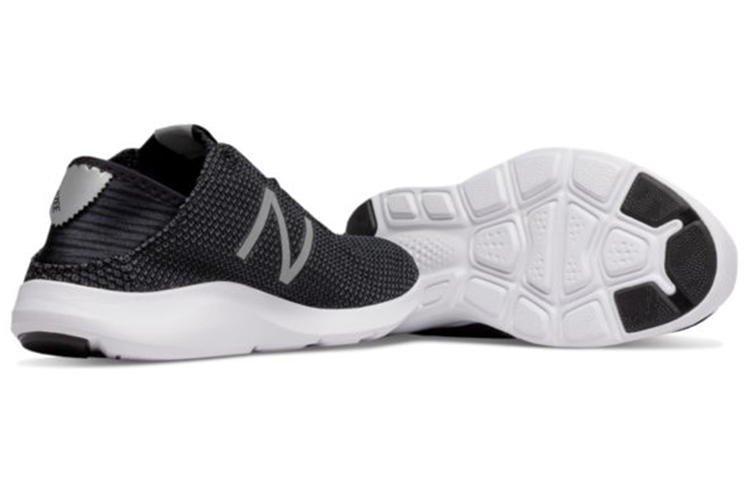 Shop (W) New Balance Vazee Coast v2 Baskets Basses Noires WCOASBK2