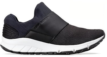 (W) New Balance Vazee Rush Slip-On 'Hitam' WLRUSHVB Order (W) New Balance Vazee Rush Slip-On 'Hitam' WLRUSHVB