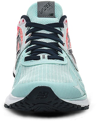 New Balance VAZEE系列 休閒 透氣輕便 低幫 跑步鞋 女款 薄荷綠 Lookbook New Balance VAZEE系列 休閒 透氣輕便 低幫 跑步鞋 女款 薄荷綠