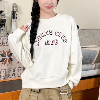 (W) 新百伦白色刺绣卫衣 - 透气宽松版型 NCD4E212-IV Shop (W) 新百伦白色刺绣卫衣 - 透气宽松版型 NCD4E212-IV