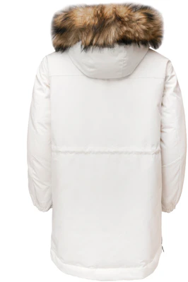 (W) 新百伦白色连帽冬季羽绒夹克 NPA46012-IV Lookbook (W) 新百伦白色连帽冬季羽绒夹克 NPA46012-IV