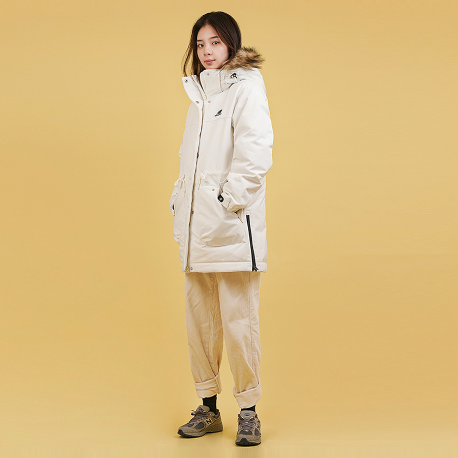 Shop (W) 新百伦白色连帽冬季羽绒夹克 NPA46012-IV