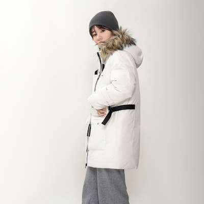 (W) Chaqueta blanca de invierno New Balance con capucha y cuello de piel. AWJ14352-NMC Shop (W) Chaqueta blanca de invierno New Balance con capucha y cuello de piel. AWJ14352-NMC