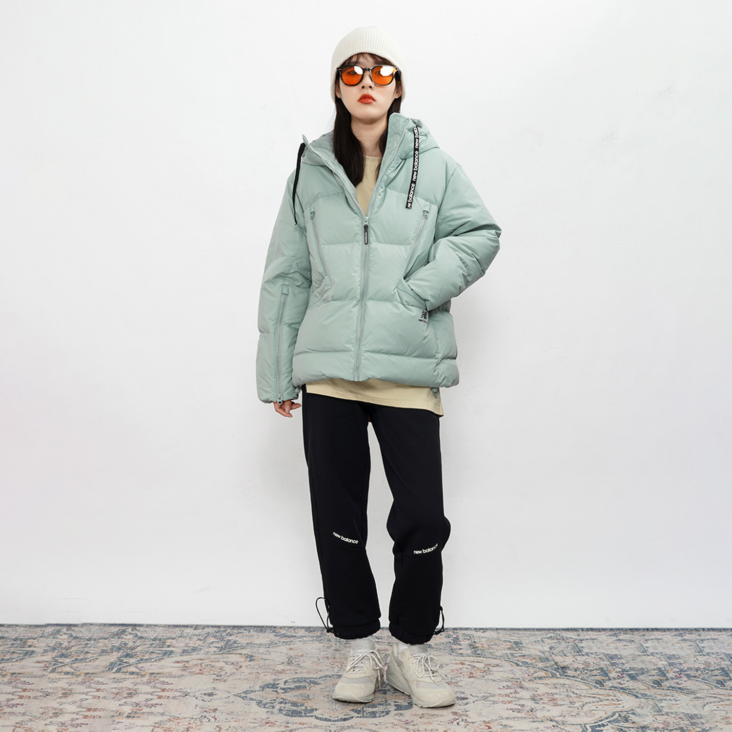 (Women) New Balance Winter Down Jacket Solid Color Drawstring Hoodie Green. AWJ14361-NTD 圖 8