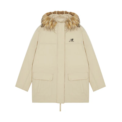 (Women) New Balance Winter Warm Down Jacket with Fur Hood Beige. AWJ13340-BEI
